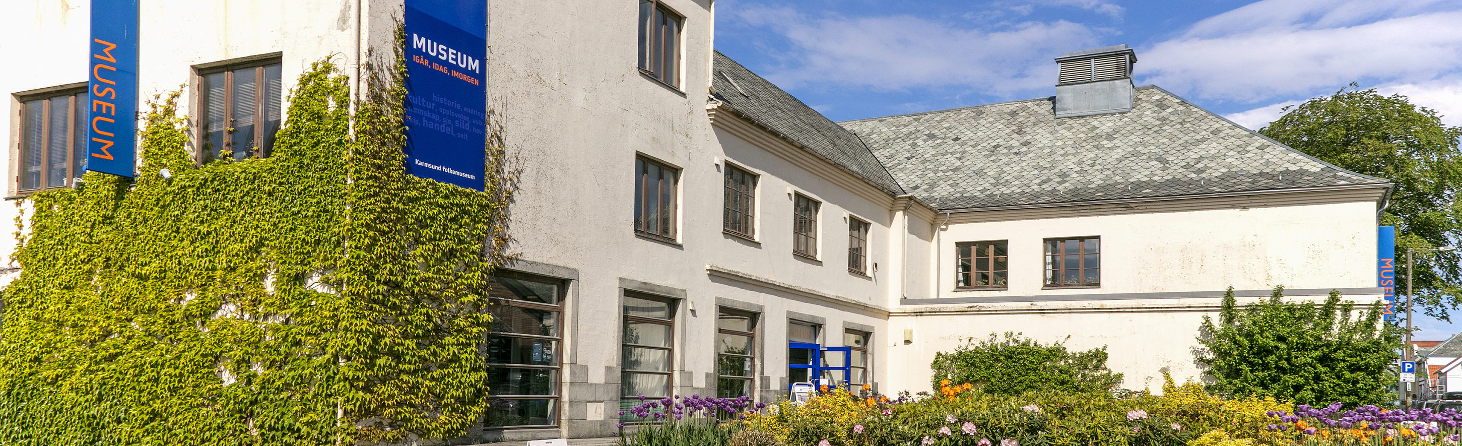 Fasade Skåregt. 142 og museumsplassen