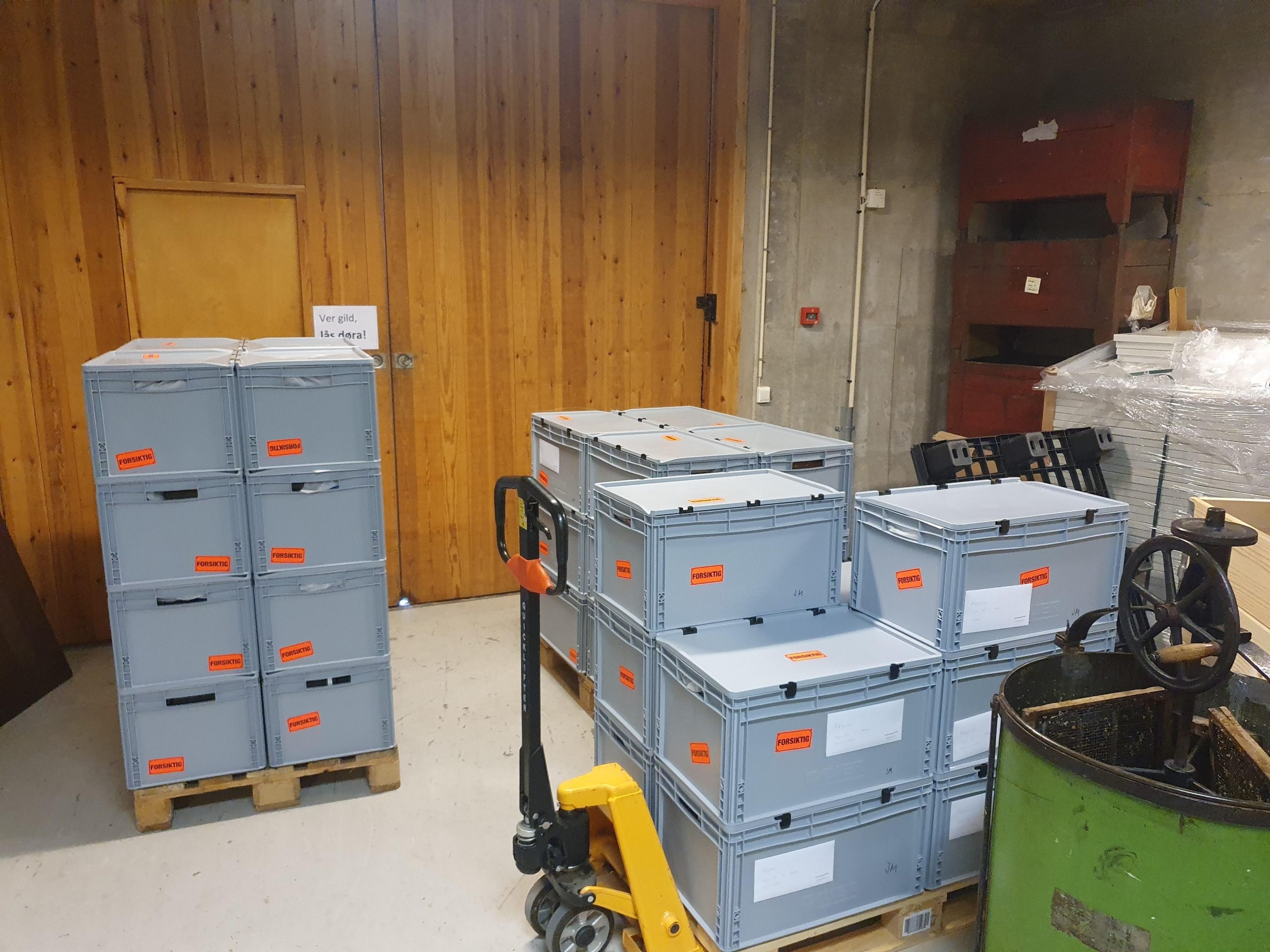 Filmkasser klare for transport