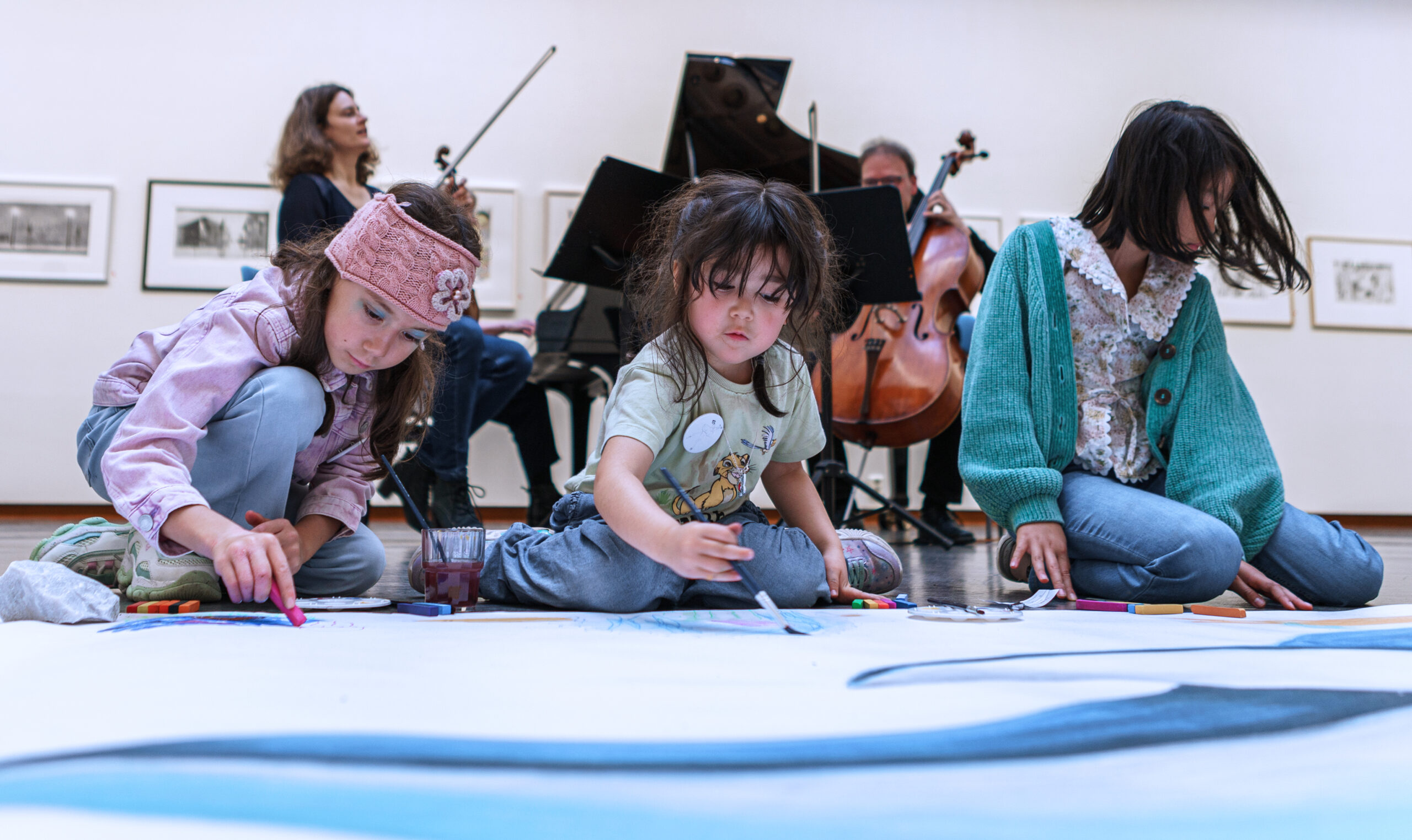 Kulturnatt_ tegn til klassisk musikk_foto Doyoung Yoon Haugalandmuseet (1)